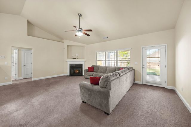 438 Slate Drive, Boiling Springs, SC 29316