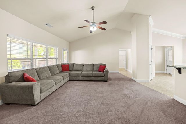 438 Slate Drive, Boiling Springs, SC 29316