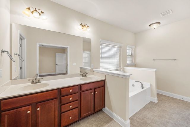 438 Slate Drive, Boiling Springs, SC 29316