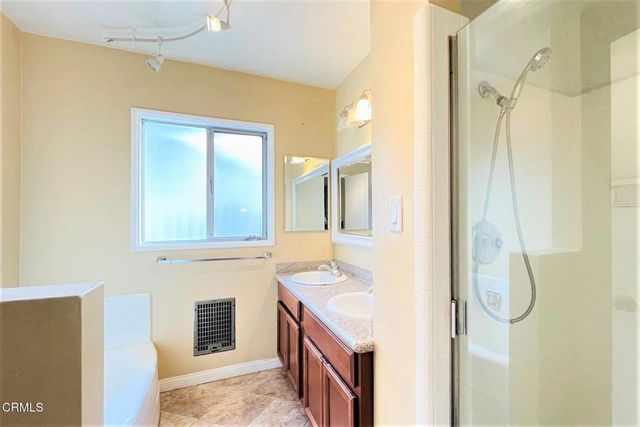 337 Knight Way, La Canada Flintridge, CA 91011