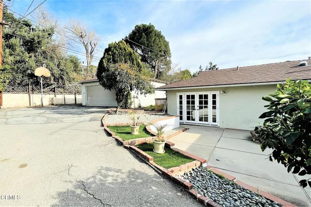 337 Knight Way, La Canada Flintridge, CA 91011