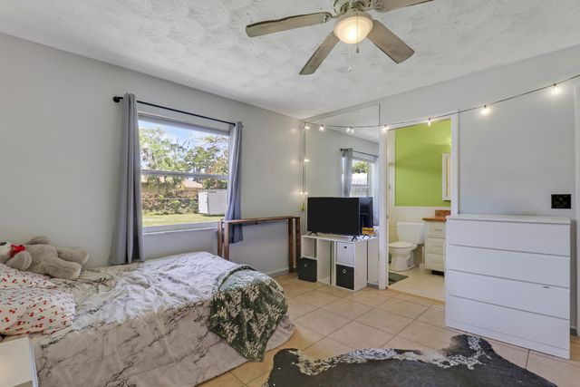 16296 81st Lane N, The Acreage, FL 33470