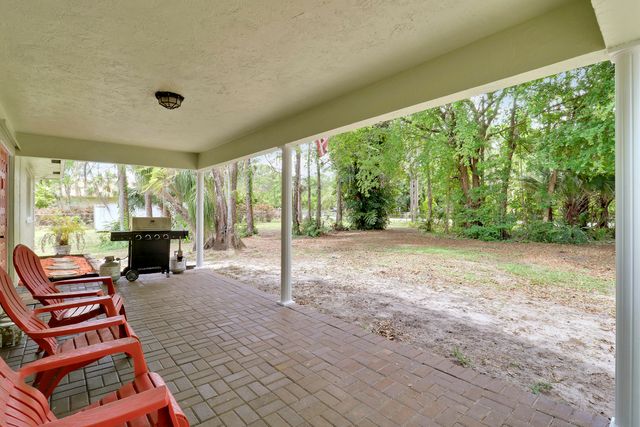 16296 81st Lane N, The Acreage, FL 33470