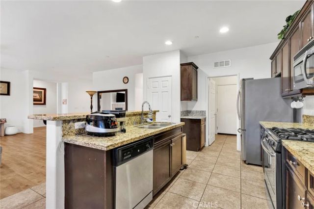 14187 Sun Valley, Adelanto, CA 92301