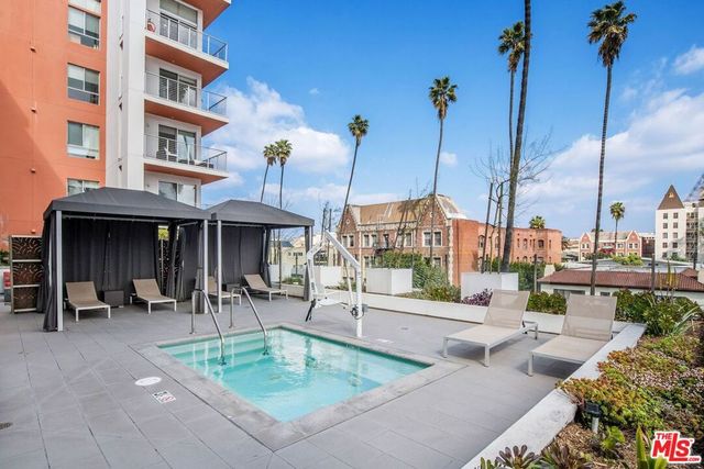 453 S Kenmore Avenue 412, Los Angeles, CA 90020