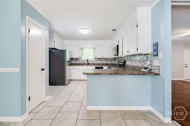 104 W Moore Street, Bloomingdale, GA 31302