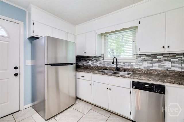 104 W Moore Street, Bloomingdale, GA 31302