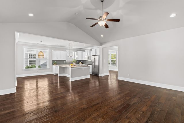 2685 Park West Boulevard, Mount Pleasant, SC 29466