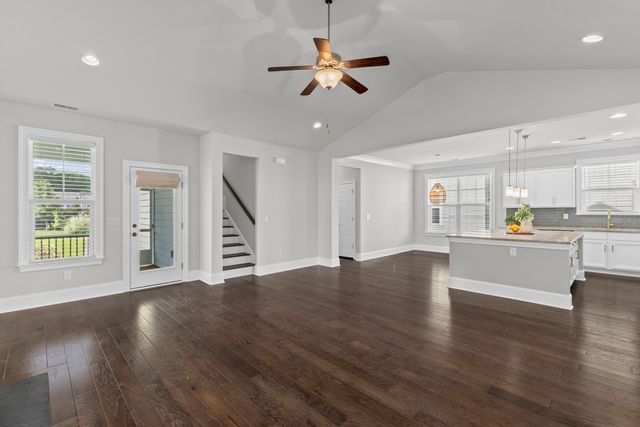 2685 Park West Boulevard, Mount Pleasant, SC 29466