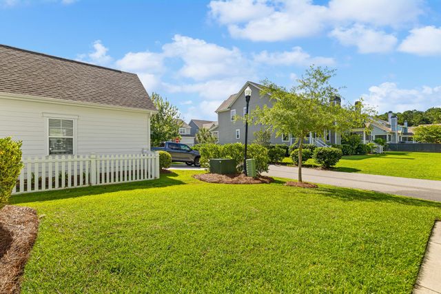 2685 Park West Boulevard, Mount Pleasant, SC 29466