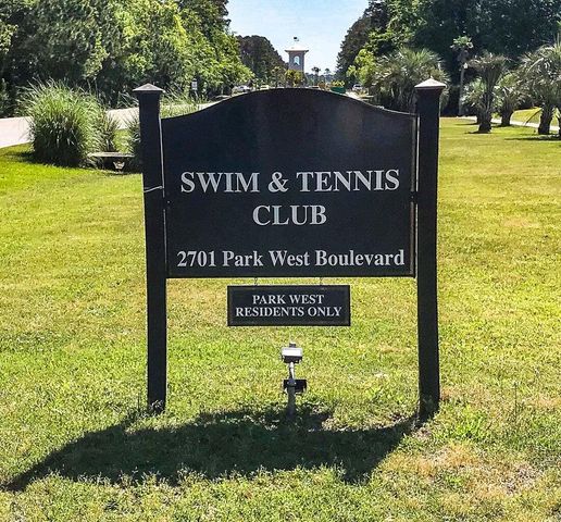 2685 Park West Boulevard, Mount Pleasant, SC 29466