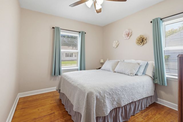 2348 W High Street, Davenport, IA 52804
