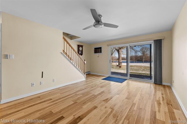 26902 Sandy Hill Court 15, Lyon Charter Township, MI 48165