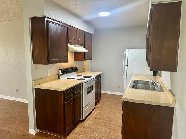 1103 Hillyer ST A, San Marcos, TX 78666