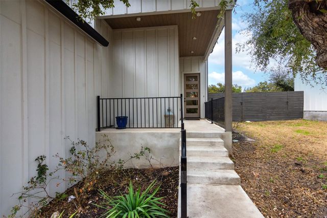 2802 Lawrence DR, Austin, TX 78734