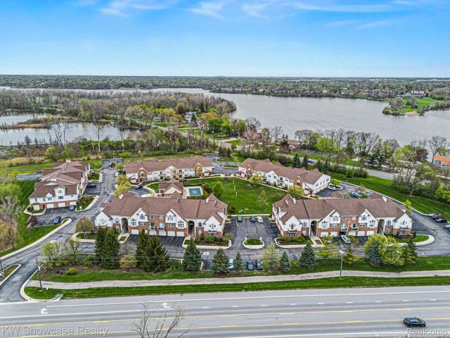 9519 Lakeside Drive 91, Ypsilanti Charter Township, MI 48197