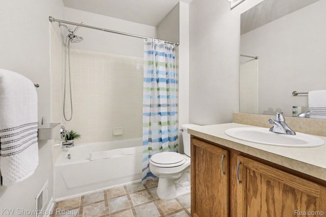 9519 Lakeside Drive 91, Ypsilanti Charter Township, MI 48197