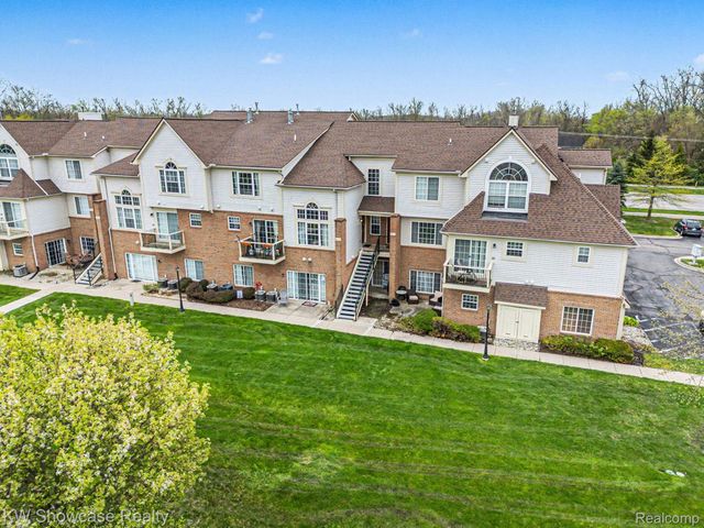9519 Lakeside Drive 91, Ypsilanti Charter Township, MI 48197