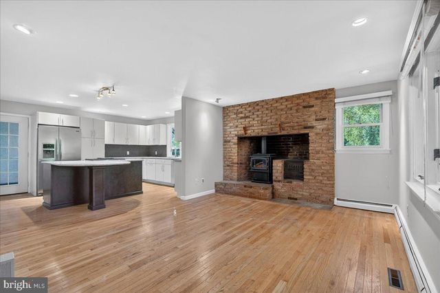 73 SHADY GROVE CIR, Doylestown, PA 18901