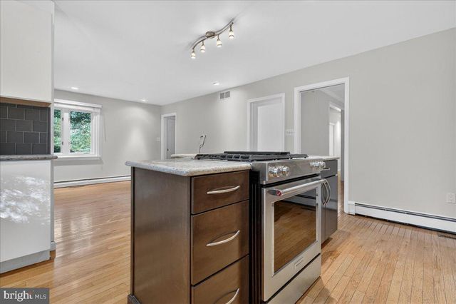 73 SHADY GROVE CIR, Doylestown, PA 18901