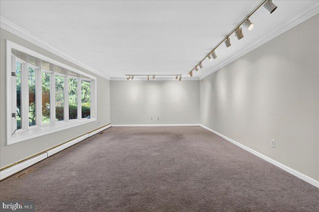 73 SHADY GROVE CIR, Doylestown, PA 18901