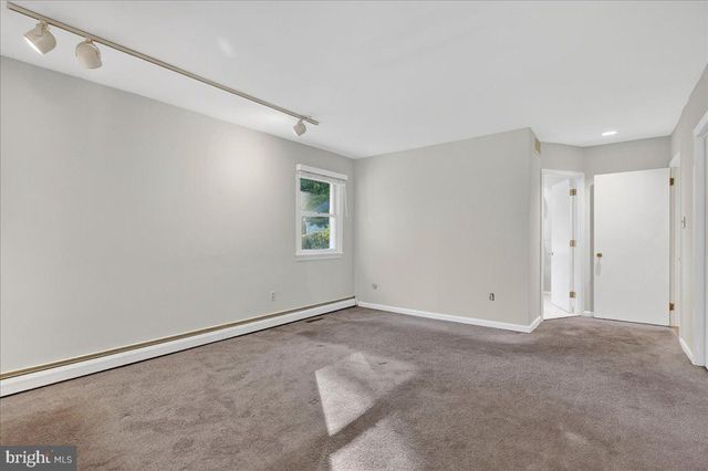 73 SHADY GROVE CIR, Doylestown, PA 18901