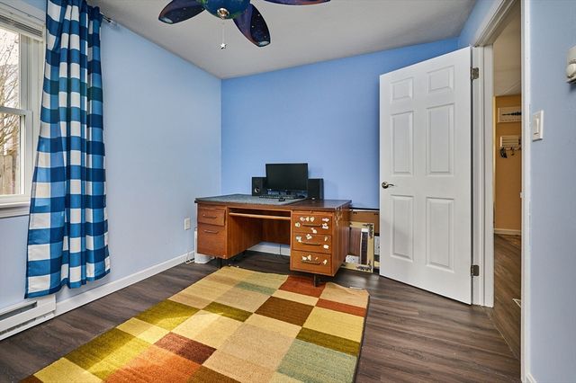 71 Ann St, Chicopee, MA 01020