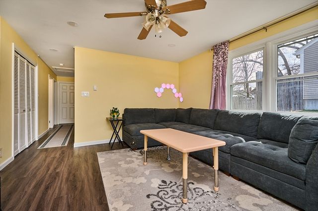 71 Ann St, Chicopee, MA 01020