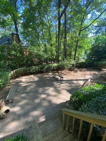 1260 Northcliff Trace, Roswell, GA 30076
