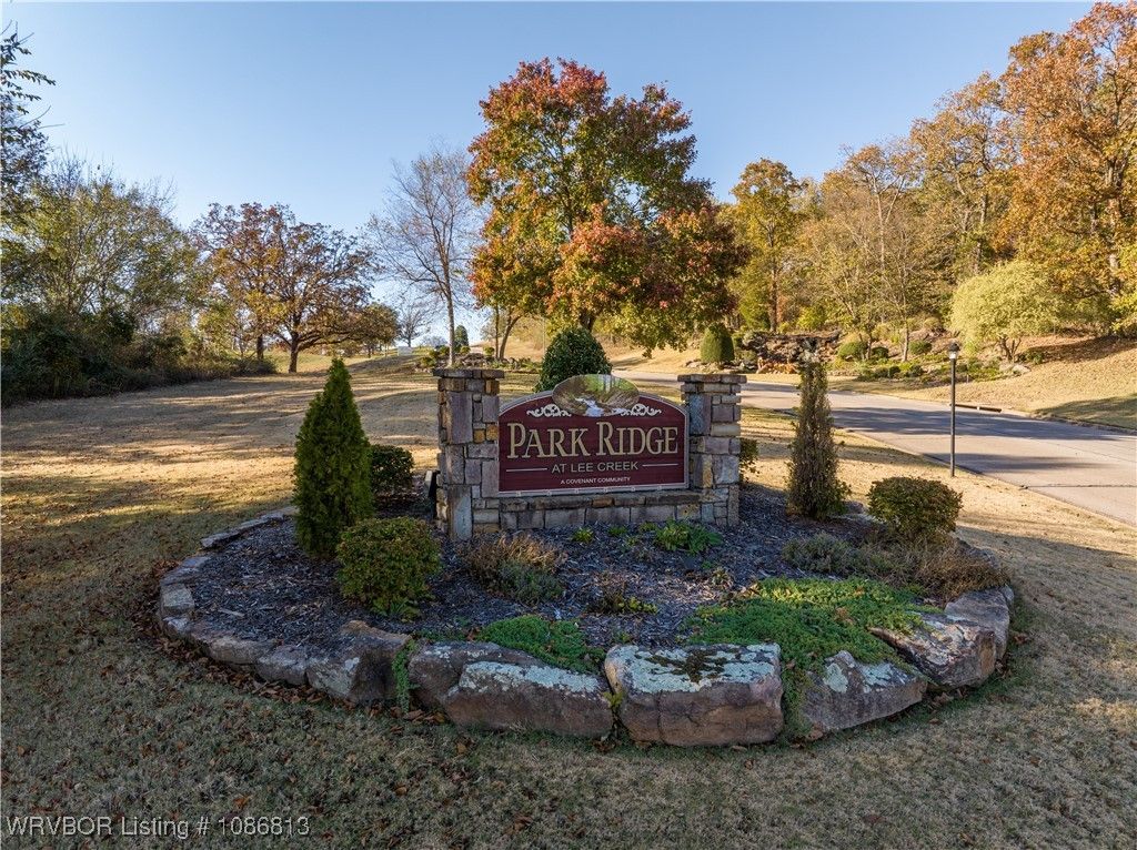 2000 Park Ridge Drive 2000 Park Ridge Drive