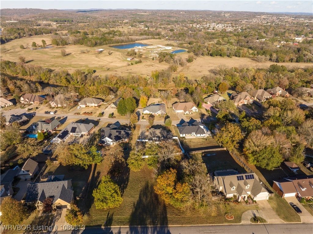 2000 Park Ridge Drive 2000 Park Ridge Drive