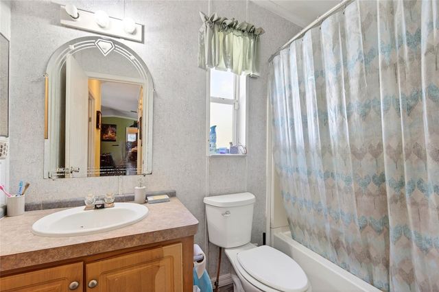 15340 NW 65TH AVENUE ROAD, Reddick, FL 32686