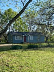 1661 CHARLESTON RD, Stanton, TN 38069