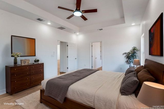 171 Hidden Ranch, Floresville, TX 78114