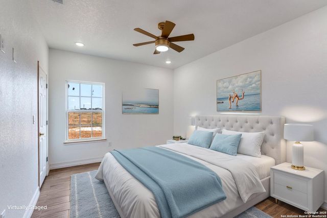 171 Hidden Ranch, Floresville, TX 78114