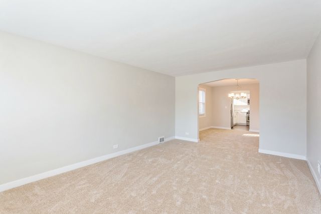 904 Grey Avenue, Evanston, IL 60202