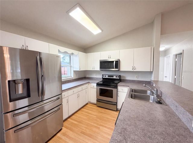 9295 SE 163RD STREET, Summerfield, FL 34491