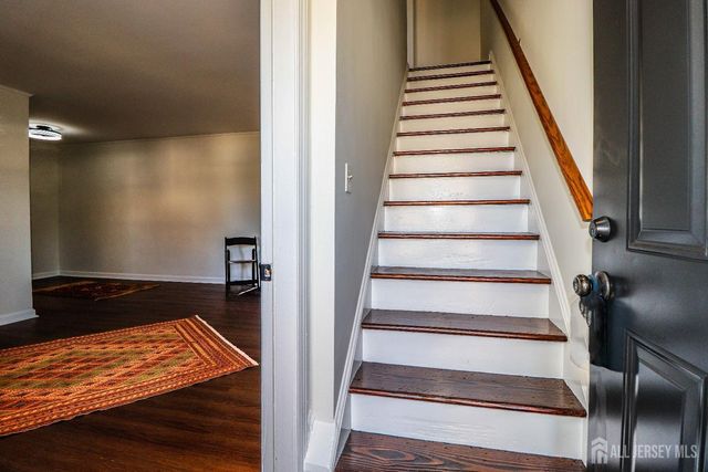 569 Main Street 1, Metuchen, NJ 08840