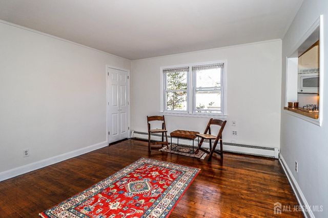 569 Main Street 1, Metuchen, NJ 08840