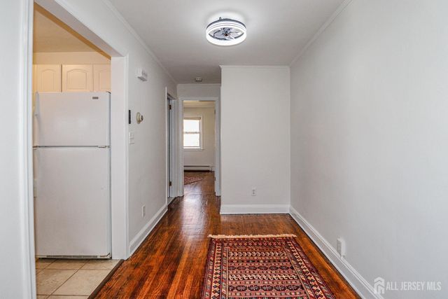 569 Main Street 1, Metuchen, NJ 08840