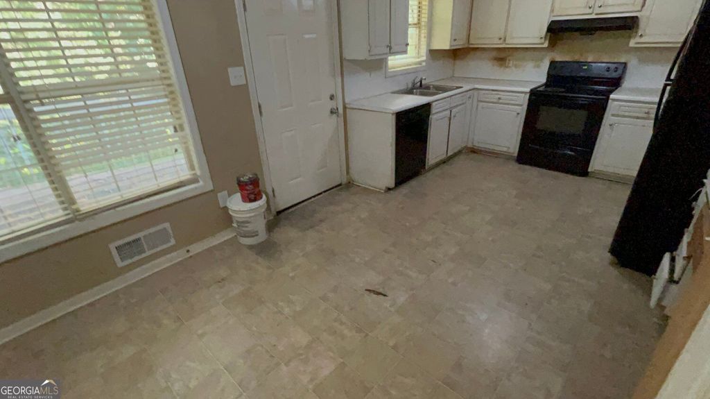 3221 Summer Wood Circle, Snellville, GA 30039 — photo 5