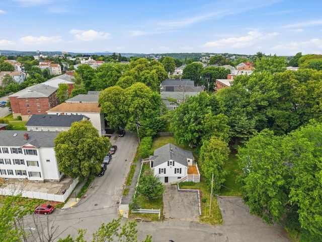 41 Bridgeport St, Worcester, MA 01604