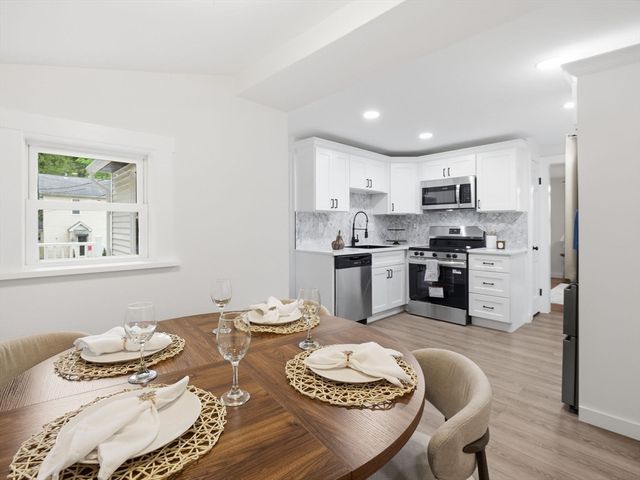 41 Bridgeport St, Worcester, MA 01604