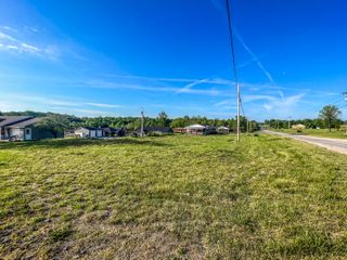 5623 HERITAGE HWY, Jefferson City, MO 65109
