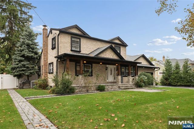 707 Chadwick Drive, Paramus, NJ 07652