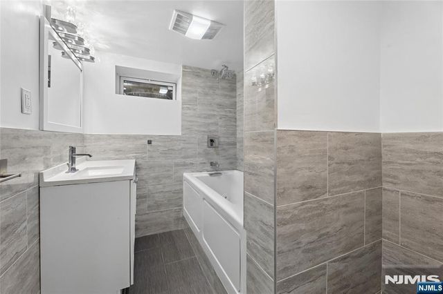 707 Chadwick Drive, Paramus, NJ 07652