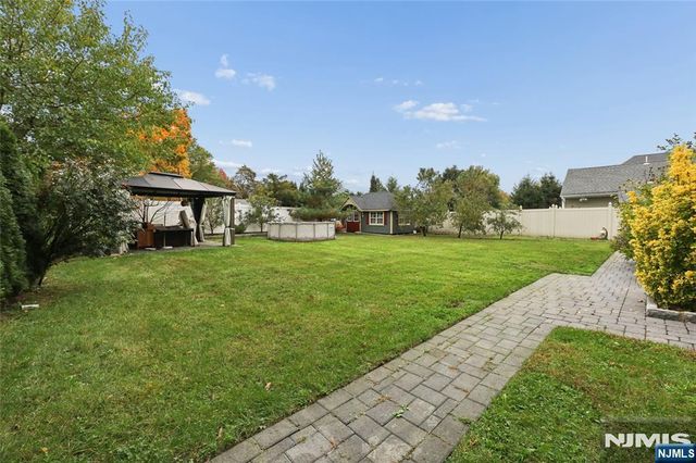 707 Chadwick Drive, Paramus, NJ 07652