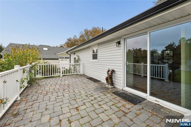 707 Chadwick Drive, Paramus, NJ 07652
