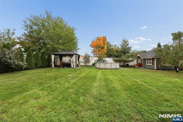 707 Chadwick Drive, Paramus, NJ 07652
