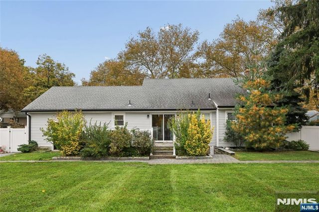 707 Chadwick Drive, Paramus, NJ 07652